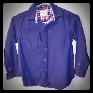 Boys long sleeve button up flannel shirt